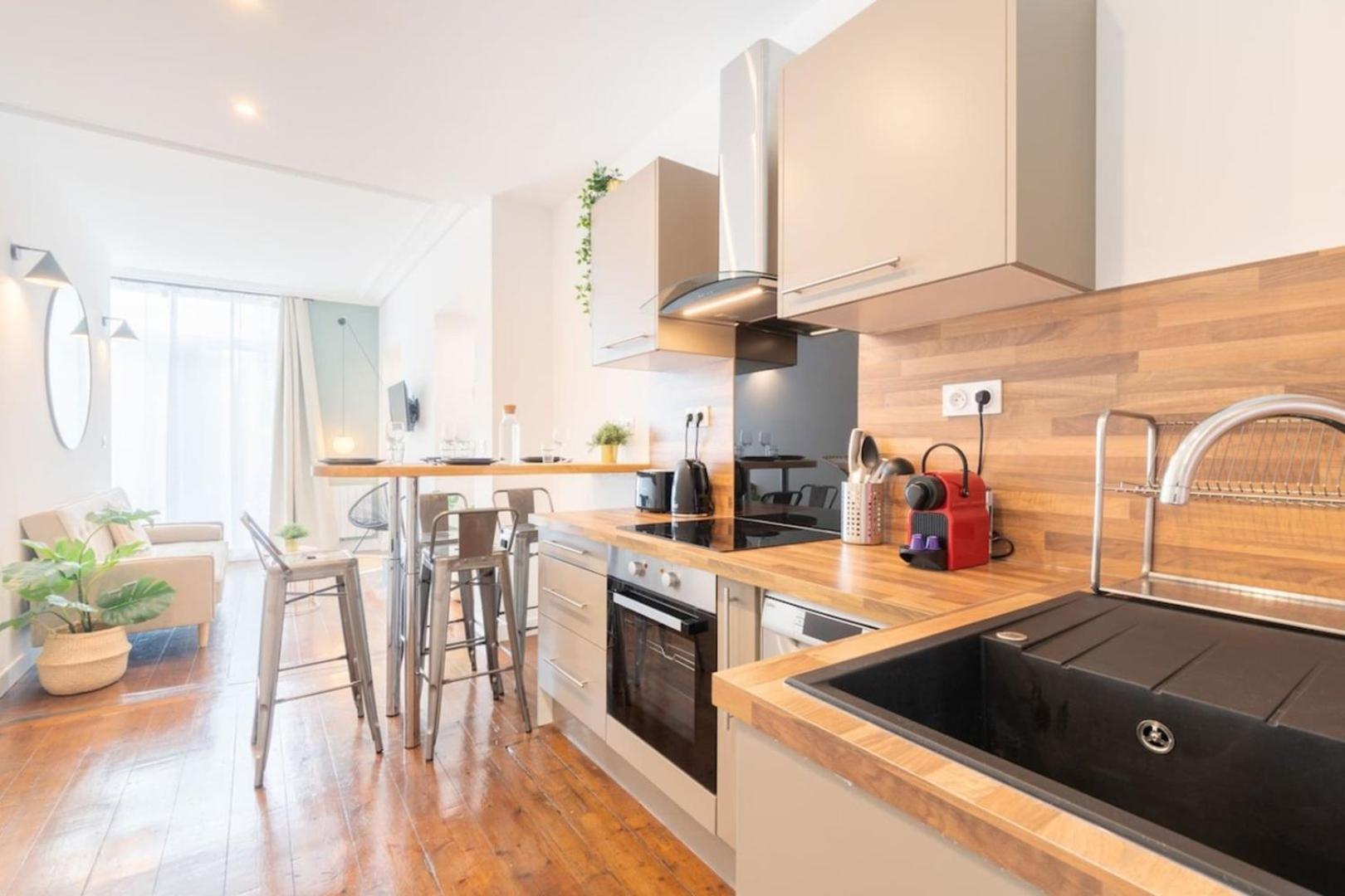 Renovated Apartment 3Bed 2Bath 里尔 外观 照片